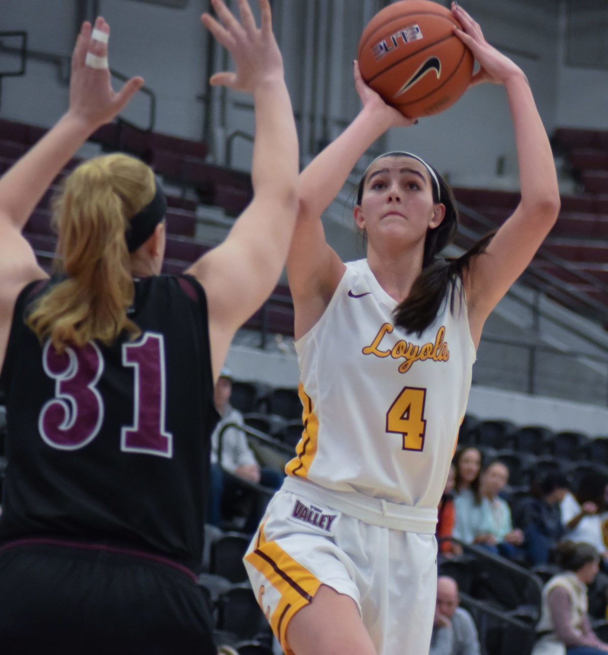 Loyola Women&#039;S Basketball Defeats Southern Illinois 51-49  When Will Rut Start In Suthern Ilinoi