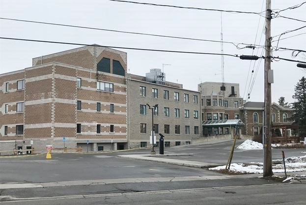 Perth, Smiths Falls Hospital Facing $2-Million Covid  Financial Year 19 Dates Perth