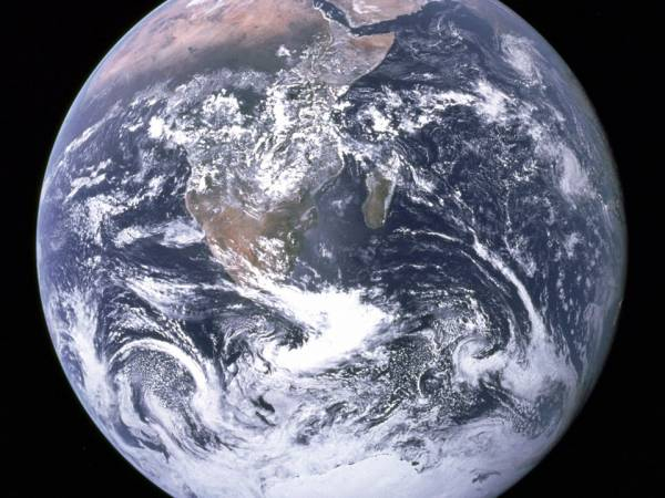 Astronomy Picture Of The Day Blue Marble Earth (2022-02-06  Astronomy Picture Of The Day 15 May 2022