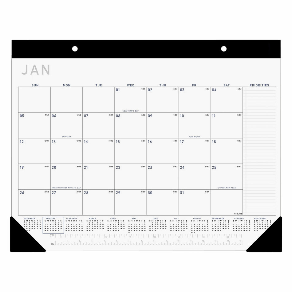 At-A-Glance Sk24X00 21 3/4&quot; X 17 Monthly January 2022  Dec And Jan 2022 Calendar