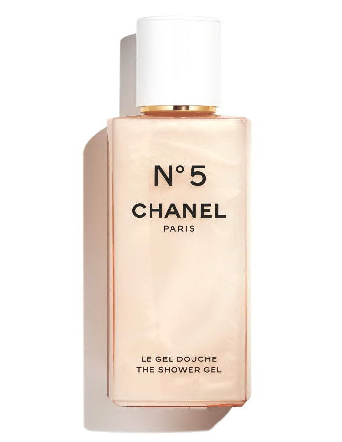Chanel No.5 Bath &amp; Body Collection 2020 | Chic Moey  Chanel No 5 Advent Calendar Harrods