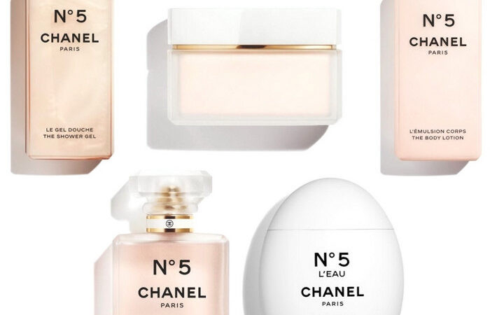 Chanel No.5 Bath &amp; Body Collection 2020 | Chic Moey  Chanel No 5 Advent Calendar Harrods