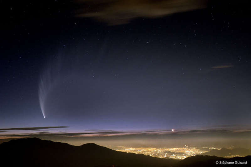 Comet Mcnaught Over Chile  Apod Nasa Gov 4 June 2022
