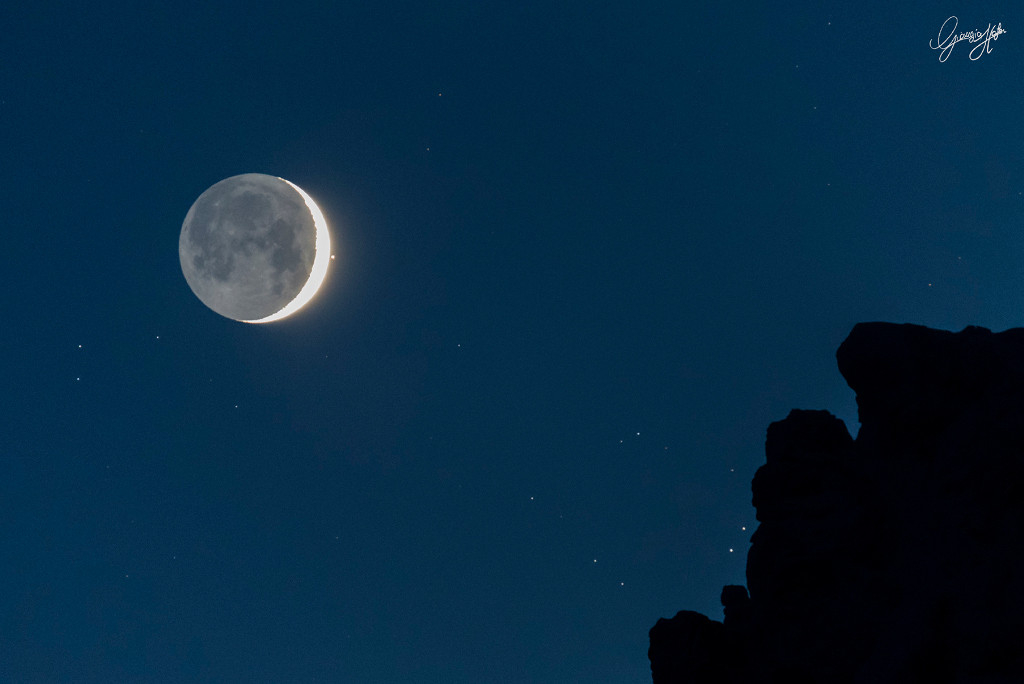 Joven Luna Y Estrellas Hermanas  Apod Nasa Gov 28 De Mayo 2022